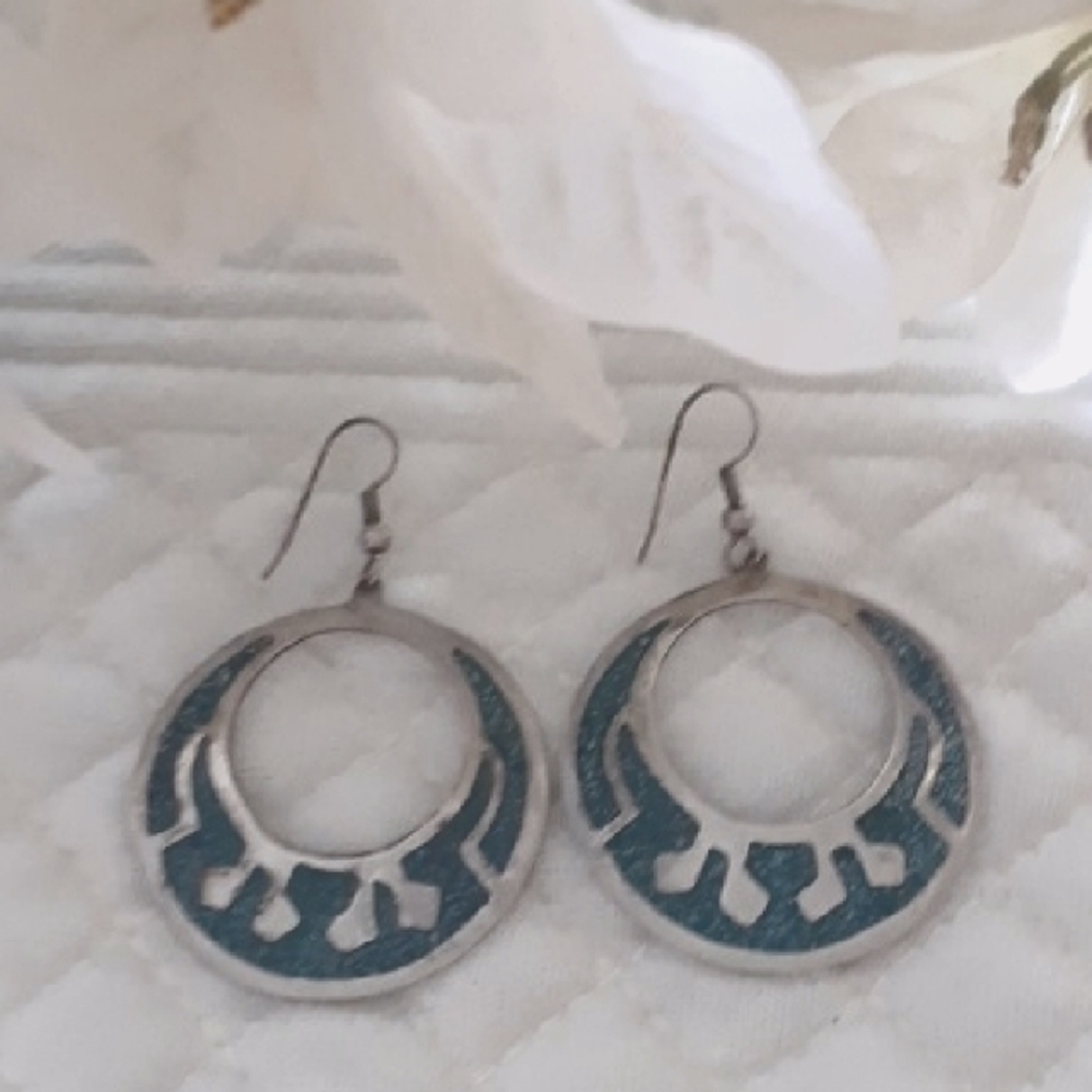 Mexico Stamp Elegant Silver Earrings With Turquoise Chips